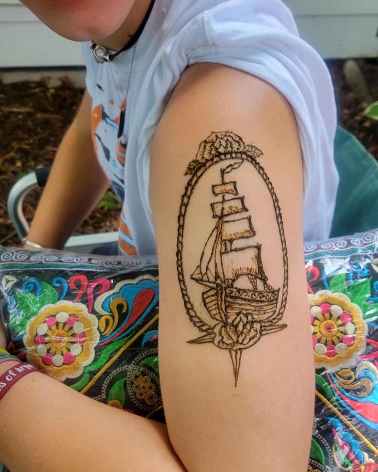 Sailing ship henna